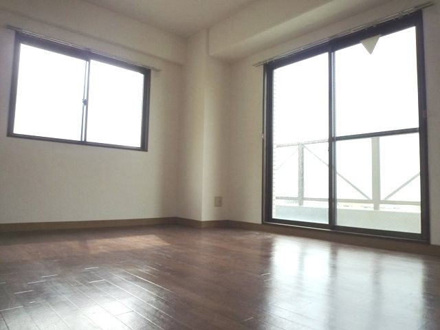 瀬戸マンション リビング
