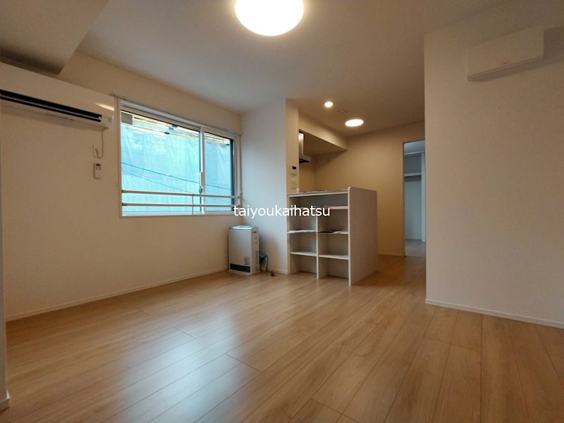 フェリシア荒田八幡 リビング