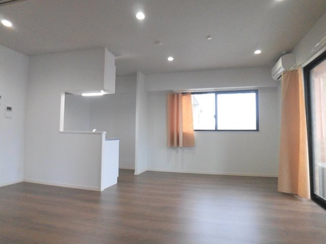 イリスパイラブライトエー リビング