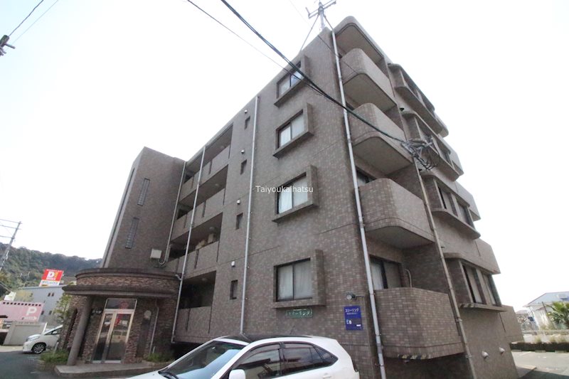 スリーリング 外観写真