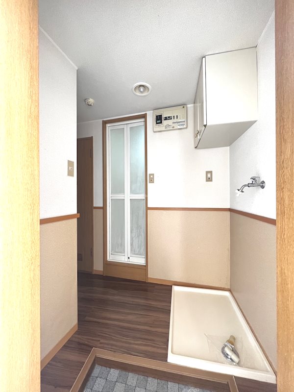 ロイヤルメゾン下荒田 玄関