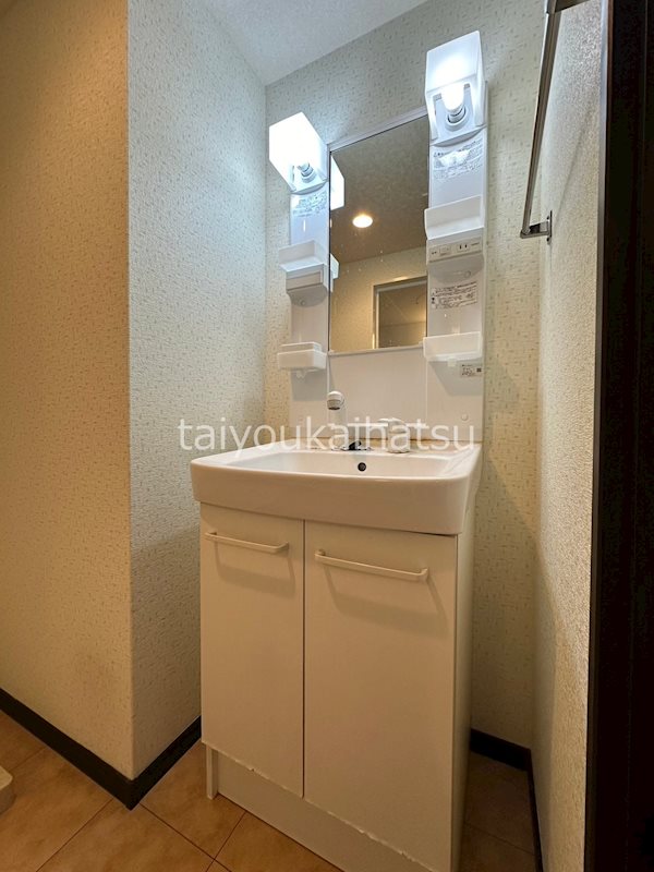 フロスト平松 その他4