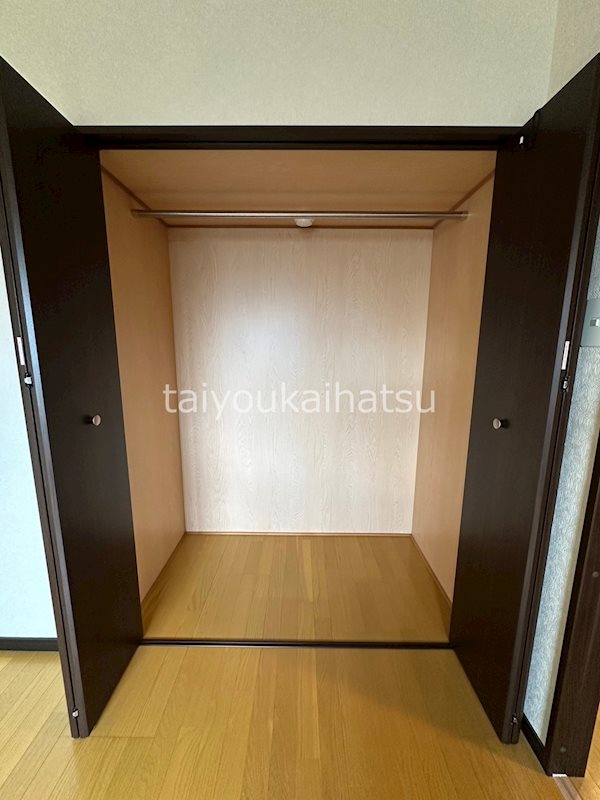 フロスト平松 その他8