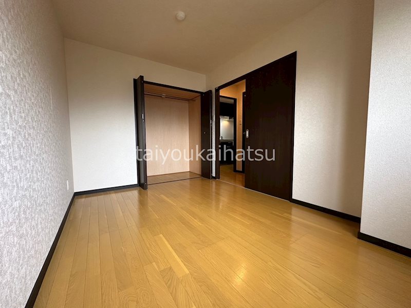 フロスト平松 ベッドルーム