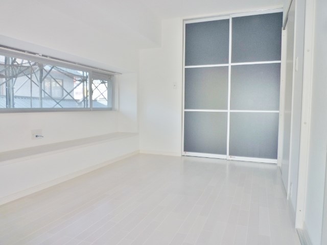 レインボー新栄 ベッドルーム