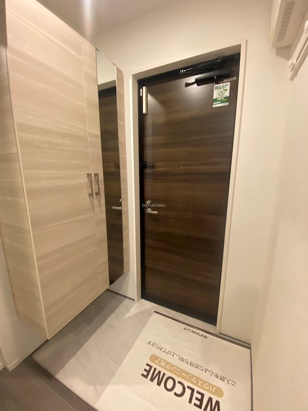 Ｄ-ＲＯＯＭ上之園 玄関