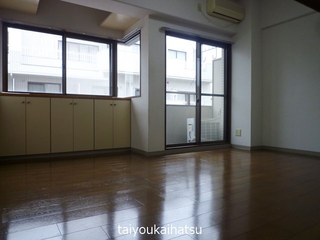 瀬戸マンション リビング