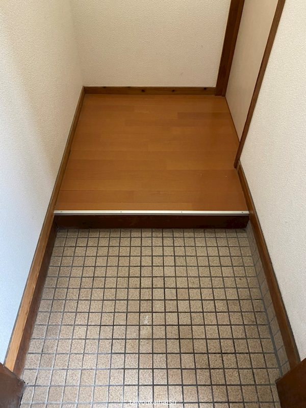 メゾンドブランシュ鴨池 玄関