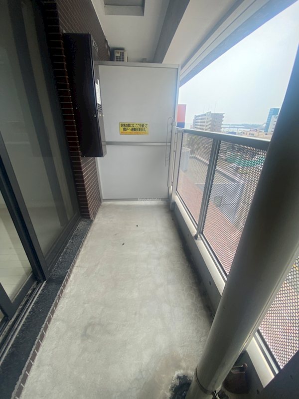 レインボー新栄 ベランダ
