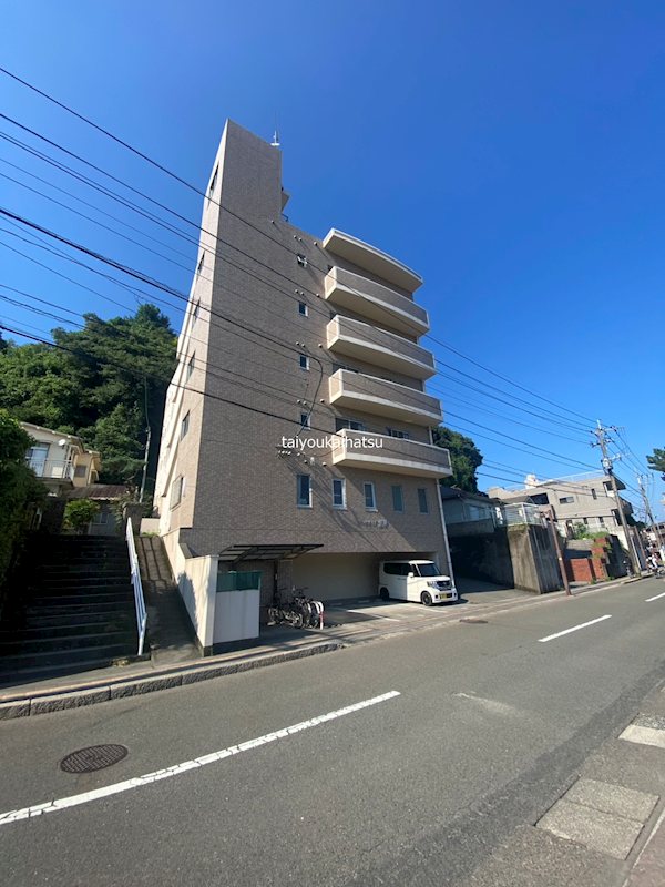 パークサイド惟神 302号室 外観