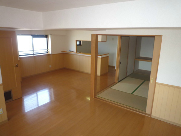 サンステージ荒田  ベッドルーム