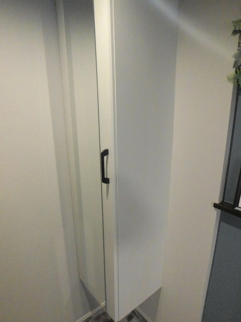 シャトーアベニール 玄関