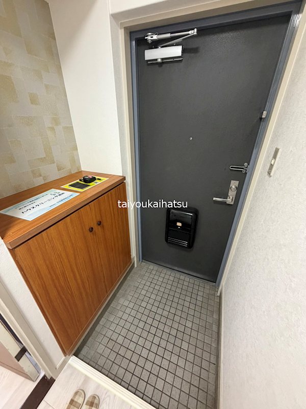 ベネフィス西陵 玄関