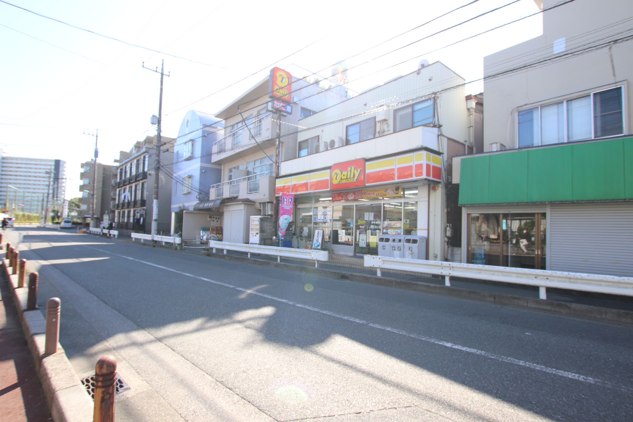 メゾン・クレール  コンビニ