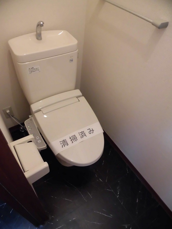 フラット赤井 トイレ