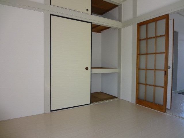サンハイツ  収納