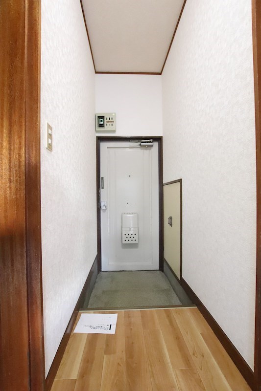 ハイツ中田 玄関