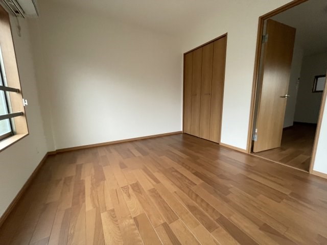 ベッドルーム