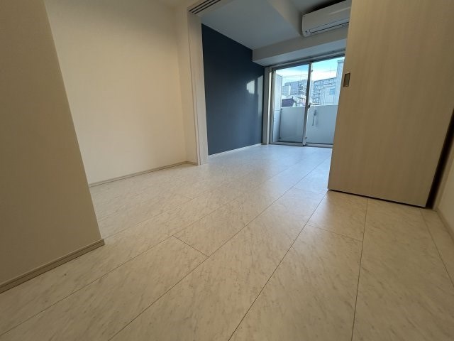 ベッドルーム