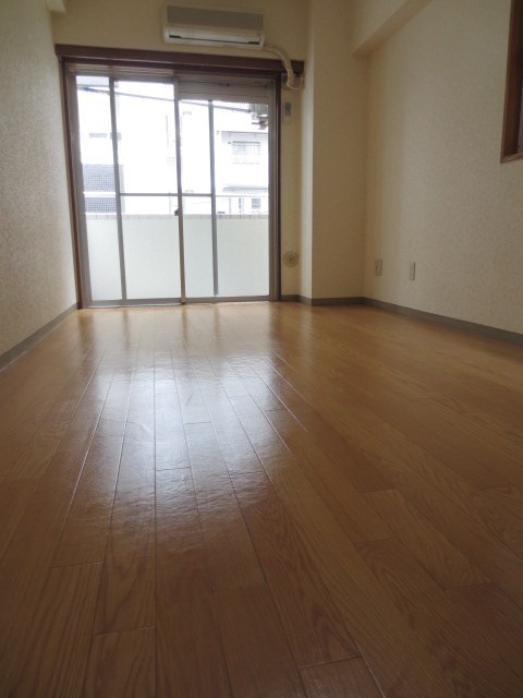 ベッドルーム