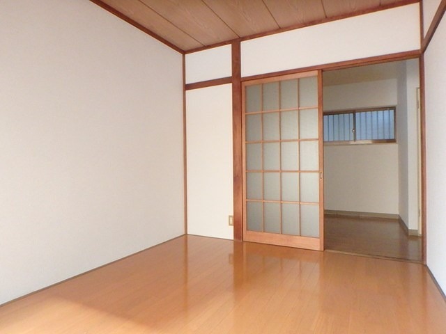 ベッドルーム