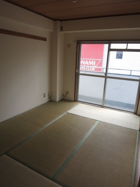 ベッドルーム