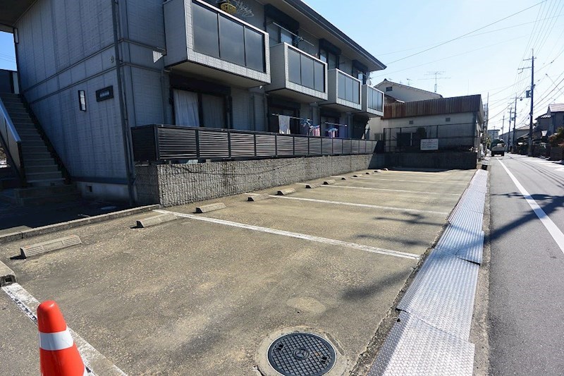 マシャンブル 駐車場