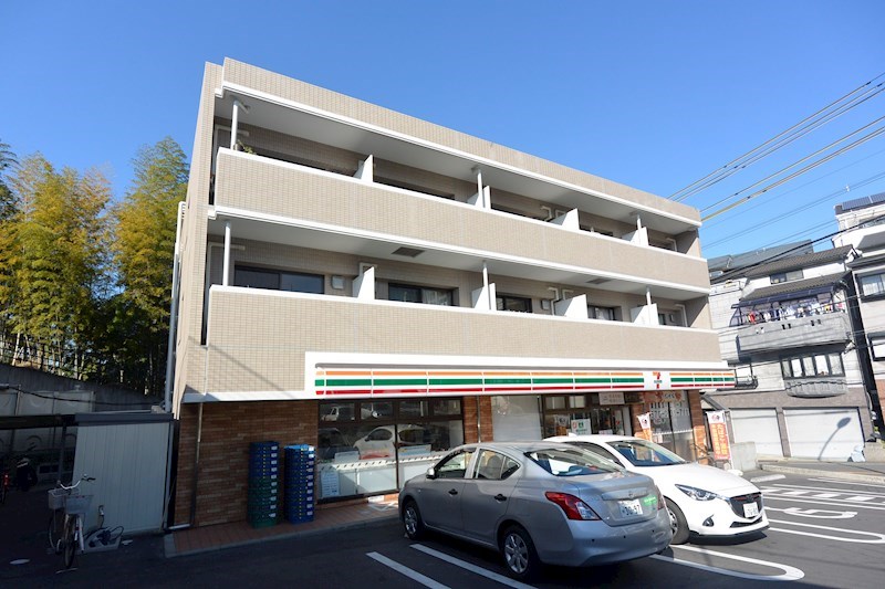 カリーノカサメント東中振 外観