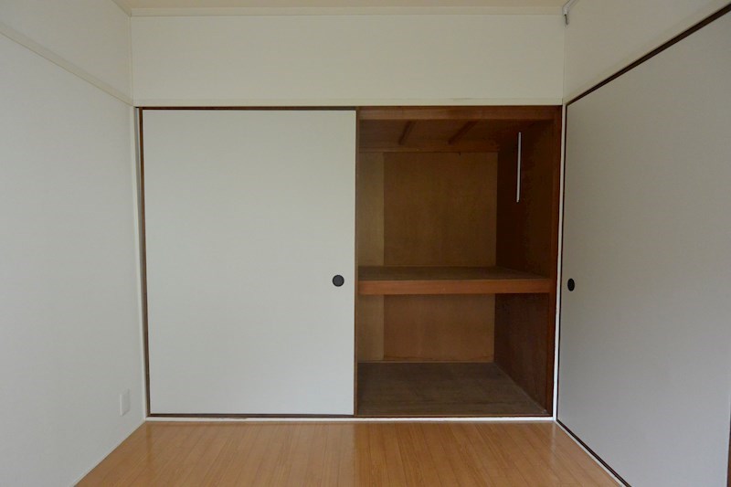 志智マンション 収納