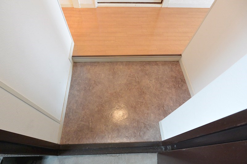 志智マンション 玄関