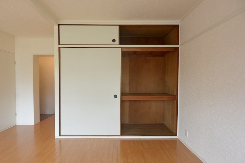 志智マンション 収納