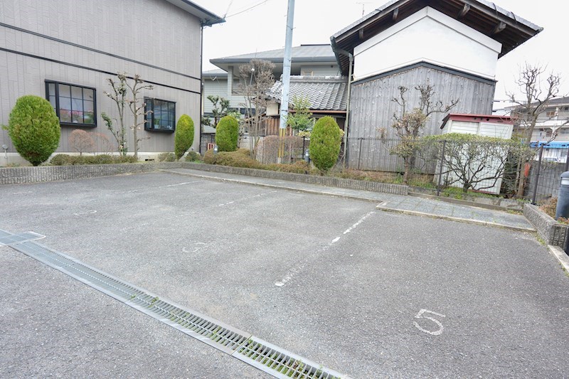 サンビレッジ 駐車場