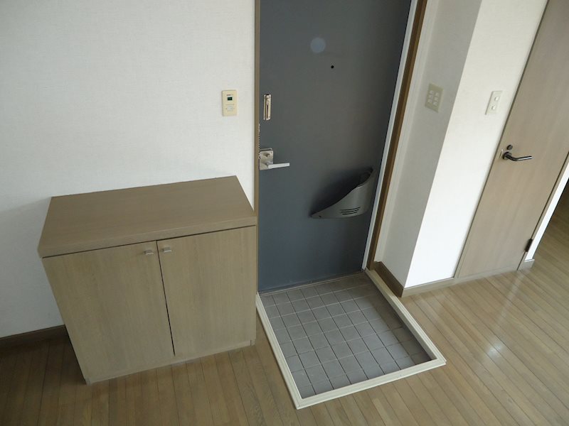 サンビレッジ 玄関