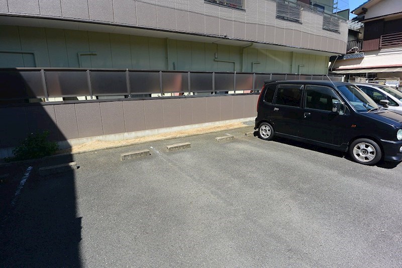 エステート明和Ⅰ 駐車場