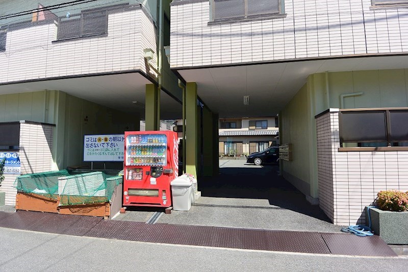エステート明和Ⅰ エントランス