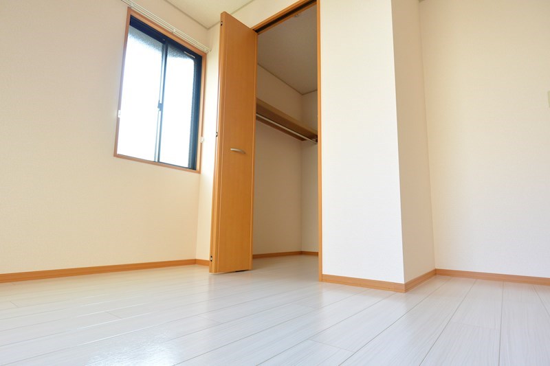 ドミール岡山手  収納