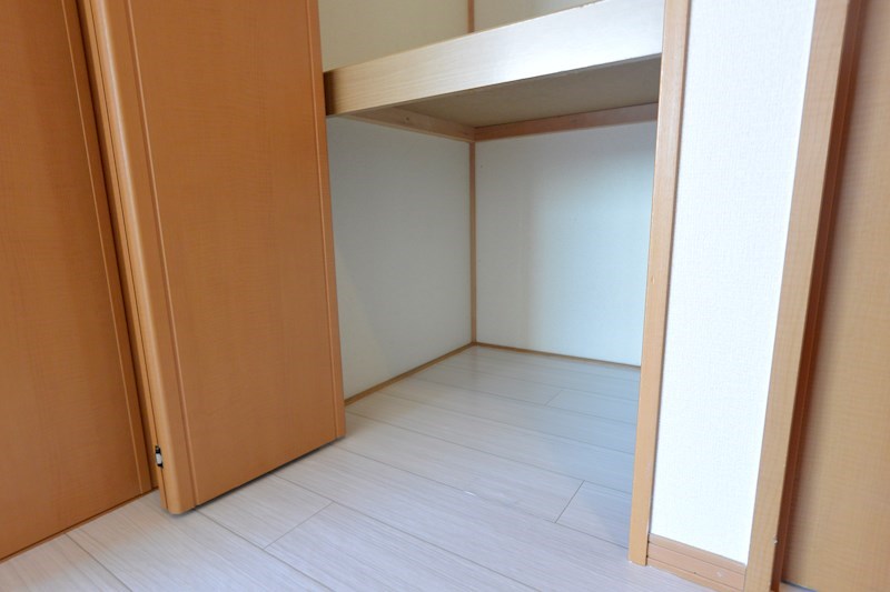ドミール岡山手  収納