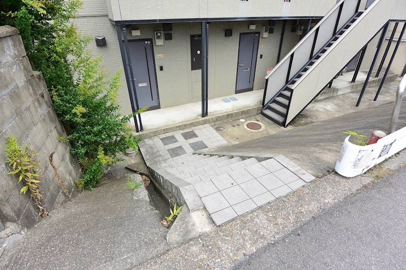 アミティー森 エントランス