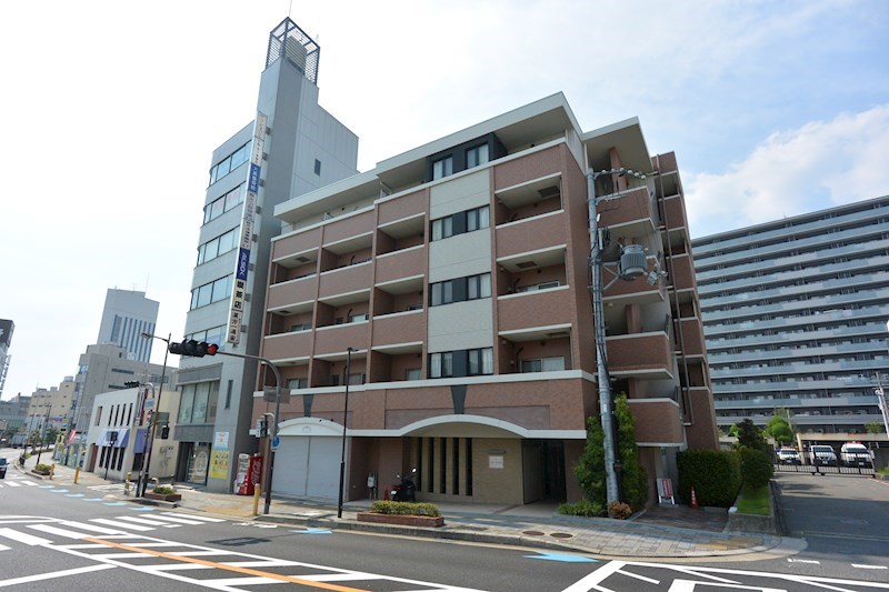 コンソラーレ 外観