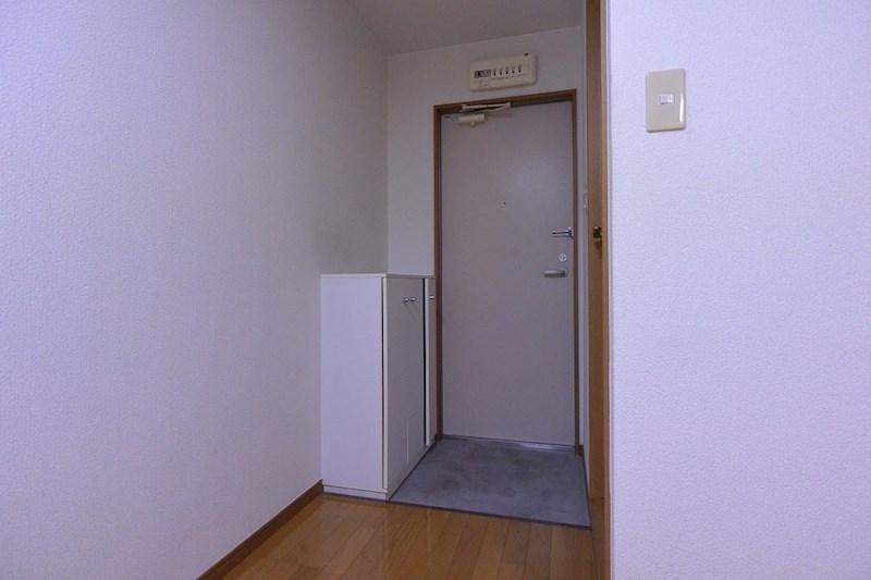 高橋ビル 玄関