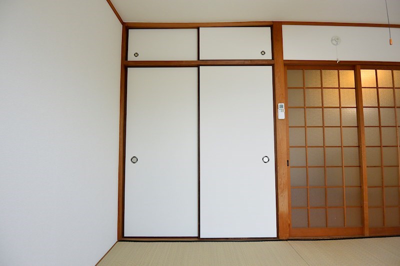 ネオハイツ 収納