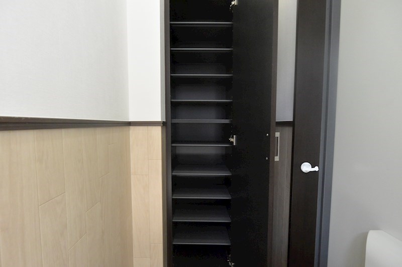 サンドール十二番館 玄関