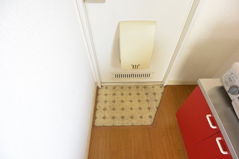 奥田ハイツ 玄関