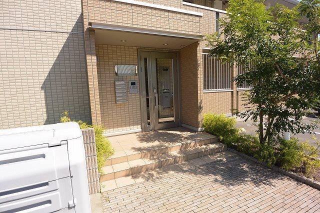 アルファ フォレスト 柴座 エントランス
