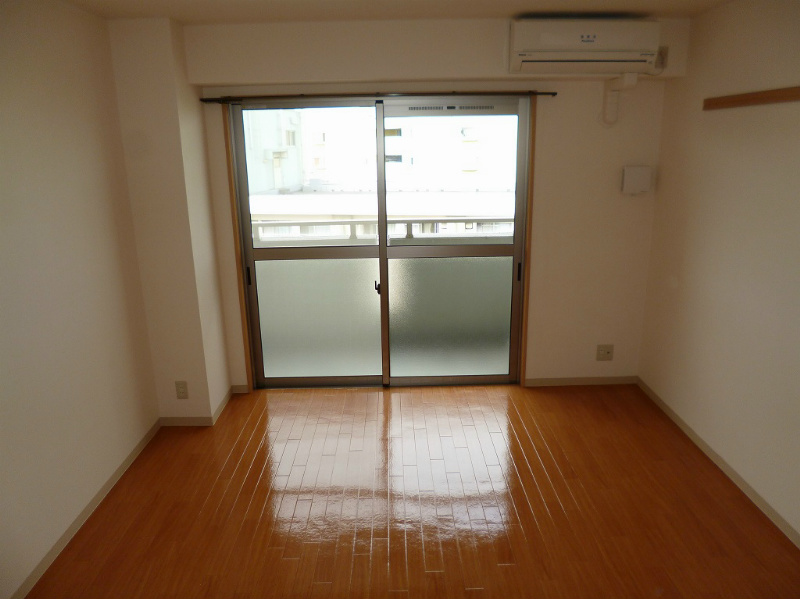 クリザンテェーモ リビング