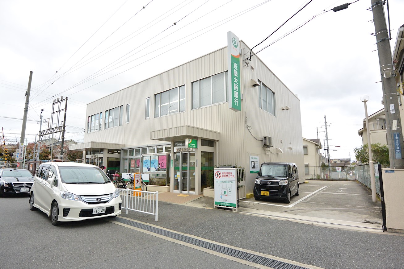 ハイツカトレアB棟 銀行