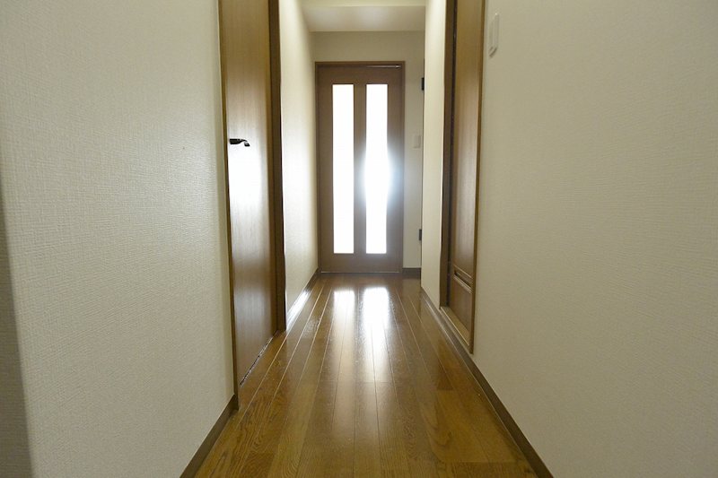 サングレイス泉 玄関