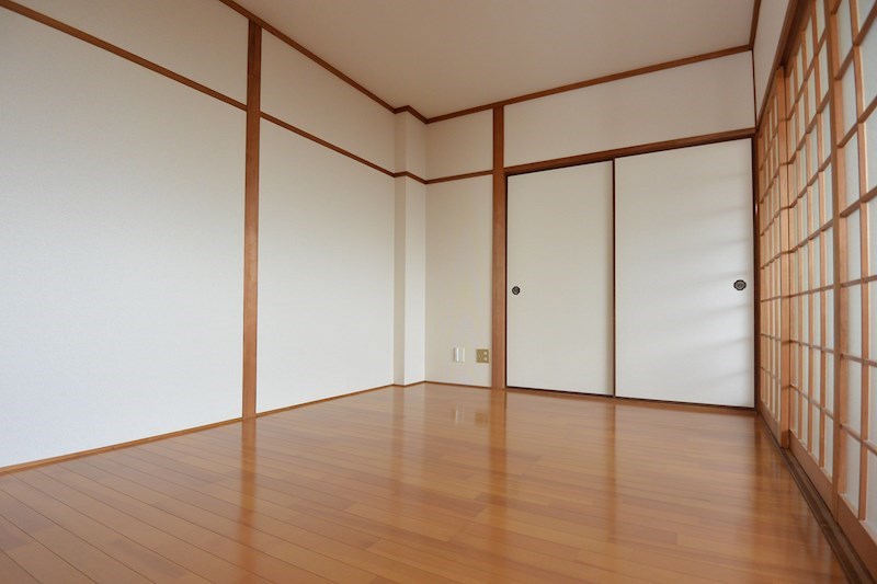 富田マンション ベッドルーム