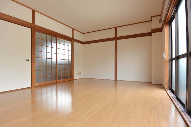 富田マンション ベッドルーム