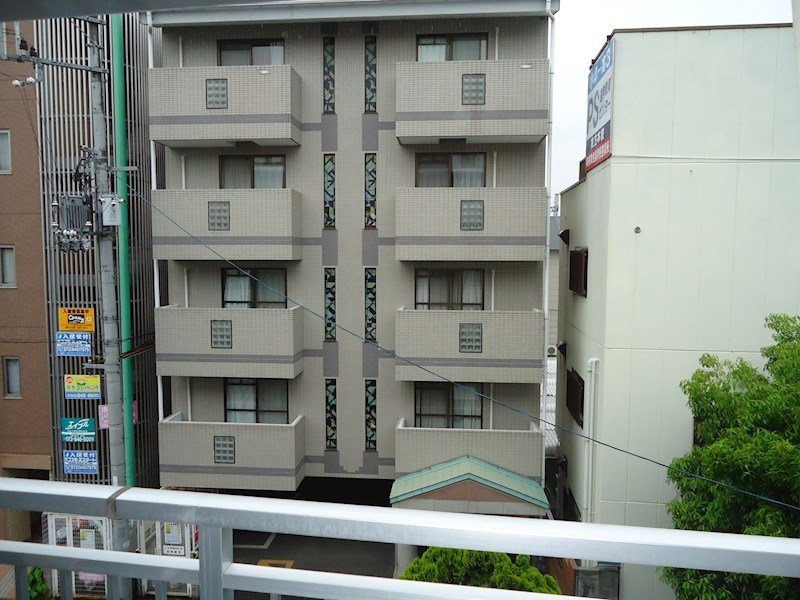 レフティー岡東 眺望